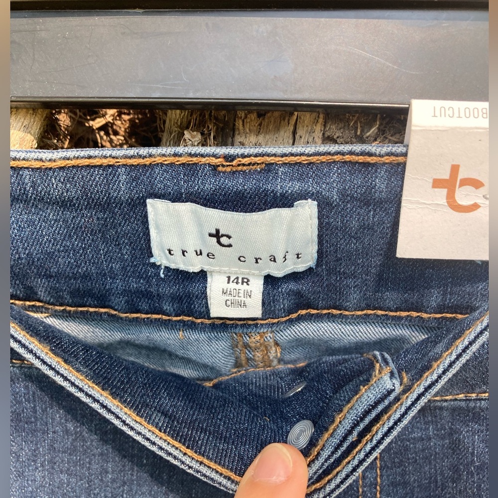 True Craft Low-rise Bootcut Jeans